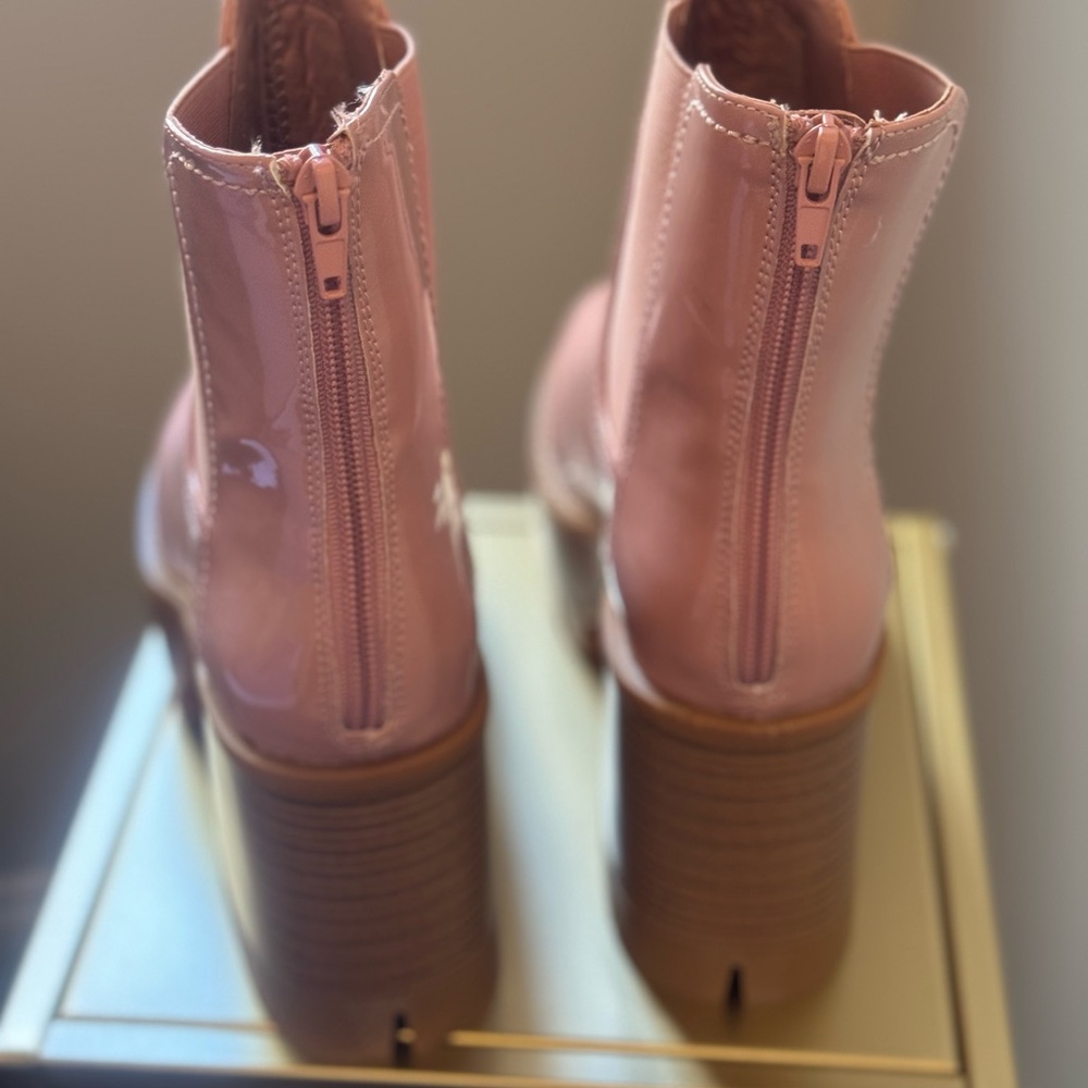 Madden Girl Gotchha Buff booties Size 8. New, never worn. - Picture 3 of 6